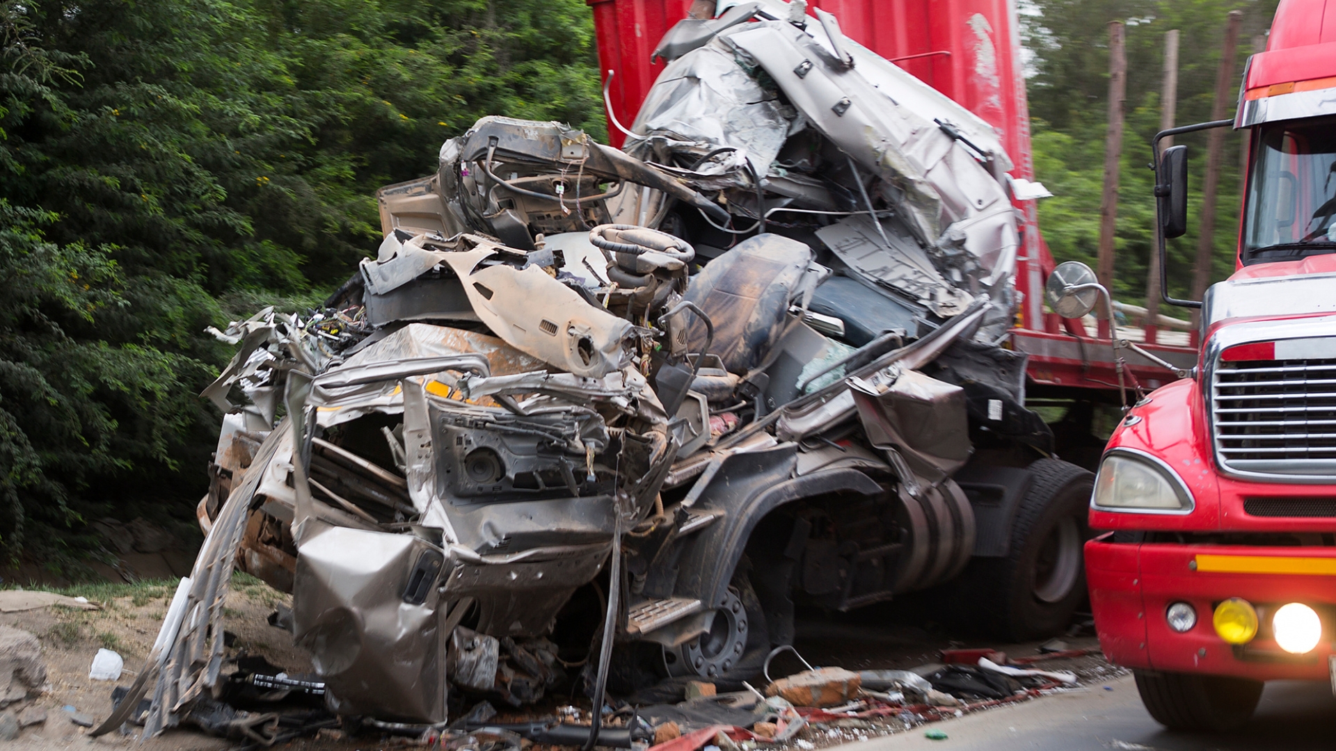 Common Types of Truck Accident Cases Goldberg & Loren Handles in Oregon
