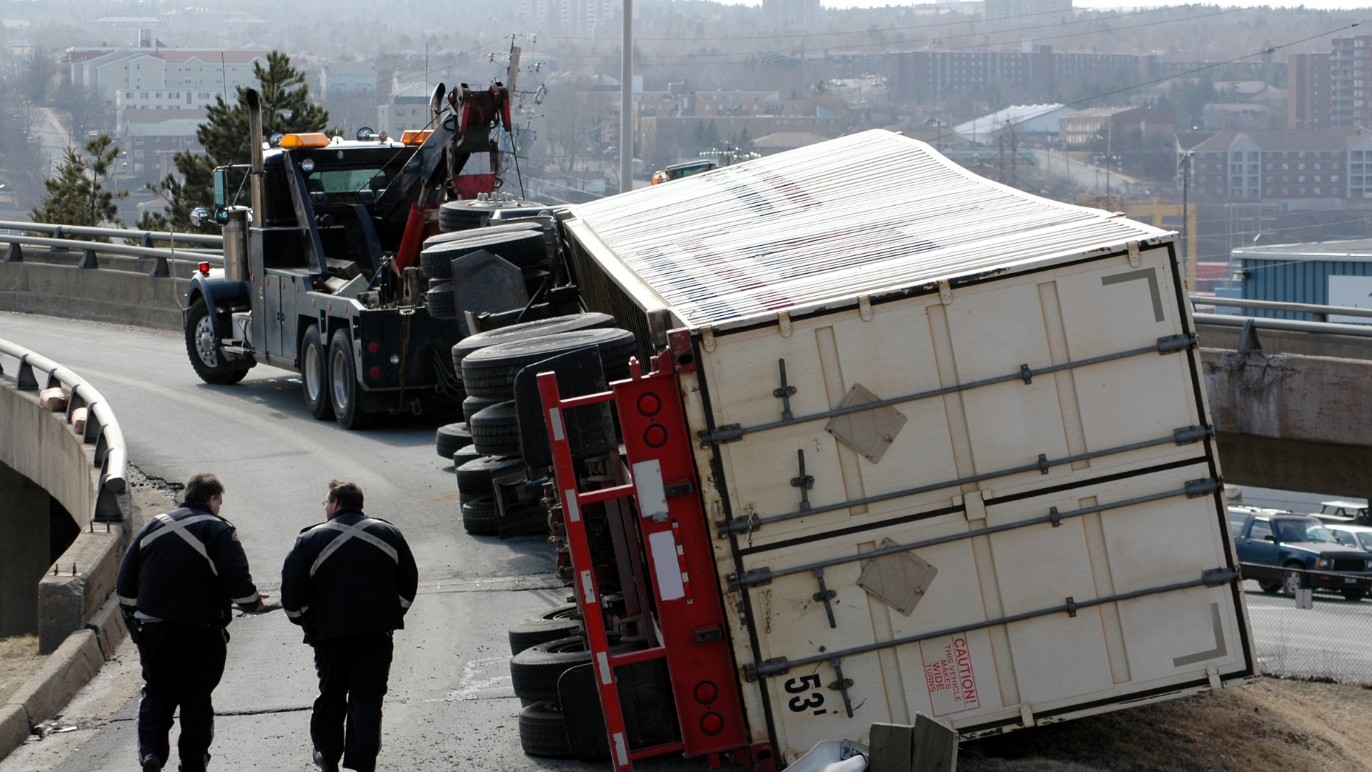 Why You Need an Experienced Oregon Truck Accident Attorney After a Commercial Crash